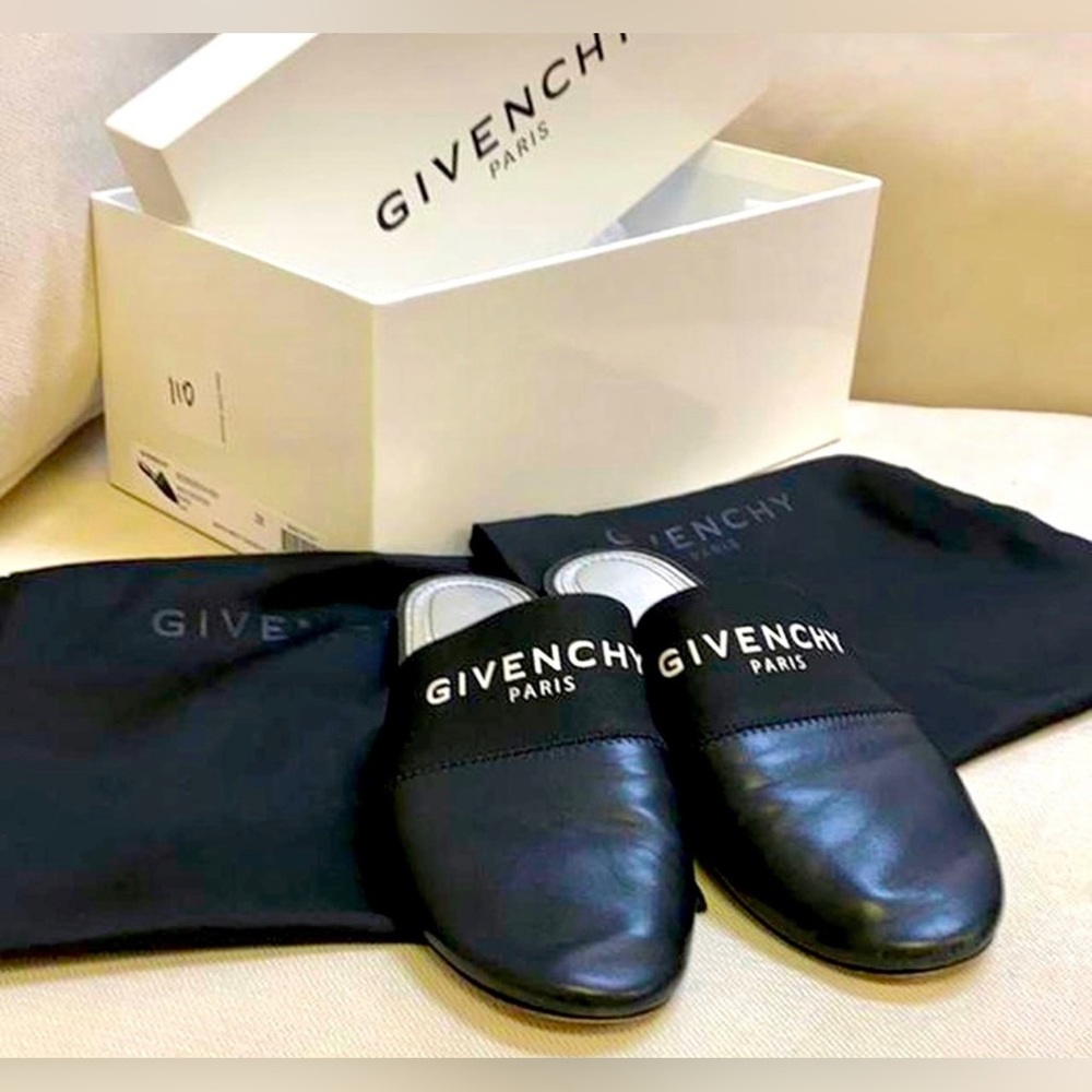 Givenchy logo soft leather mules